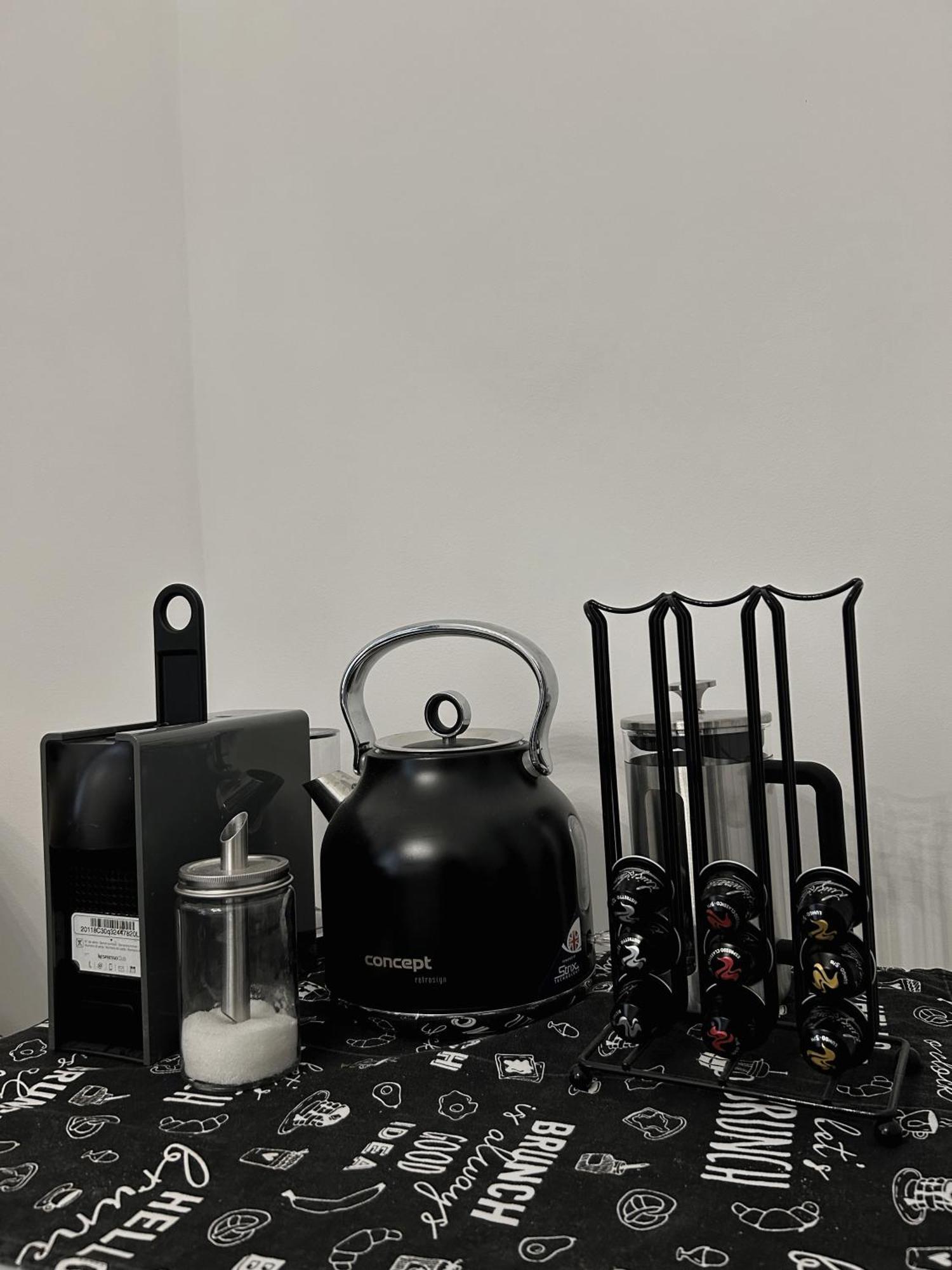 Bonnie & Clyde'S Hideout Apartment Riga Ngoại thất bức ảnh